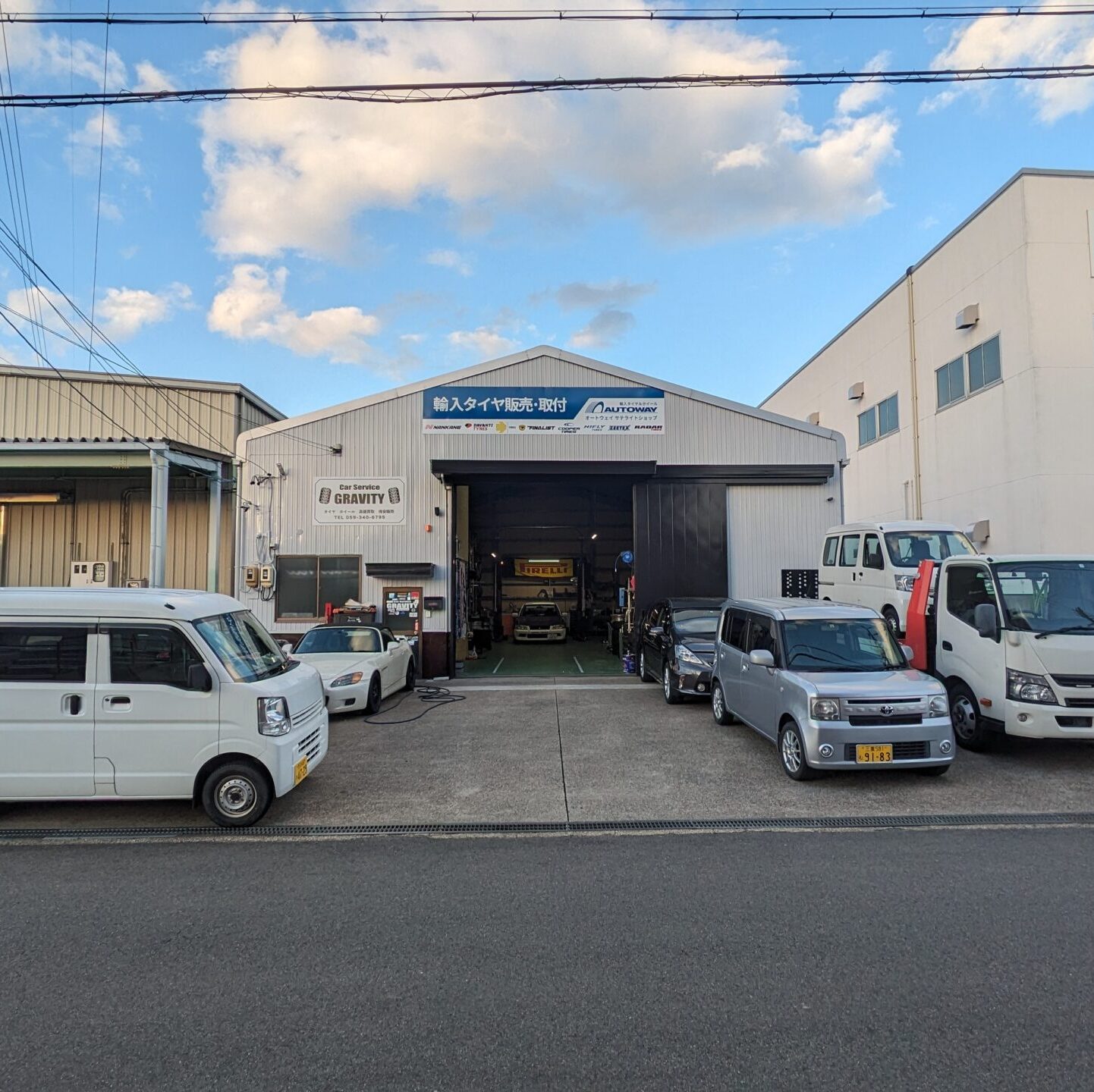 GRAVITYの店舗正面写真